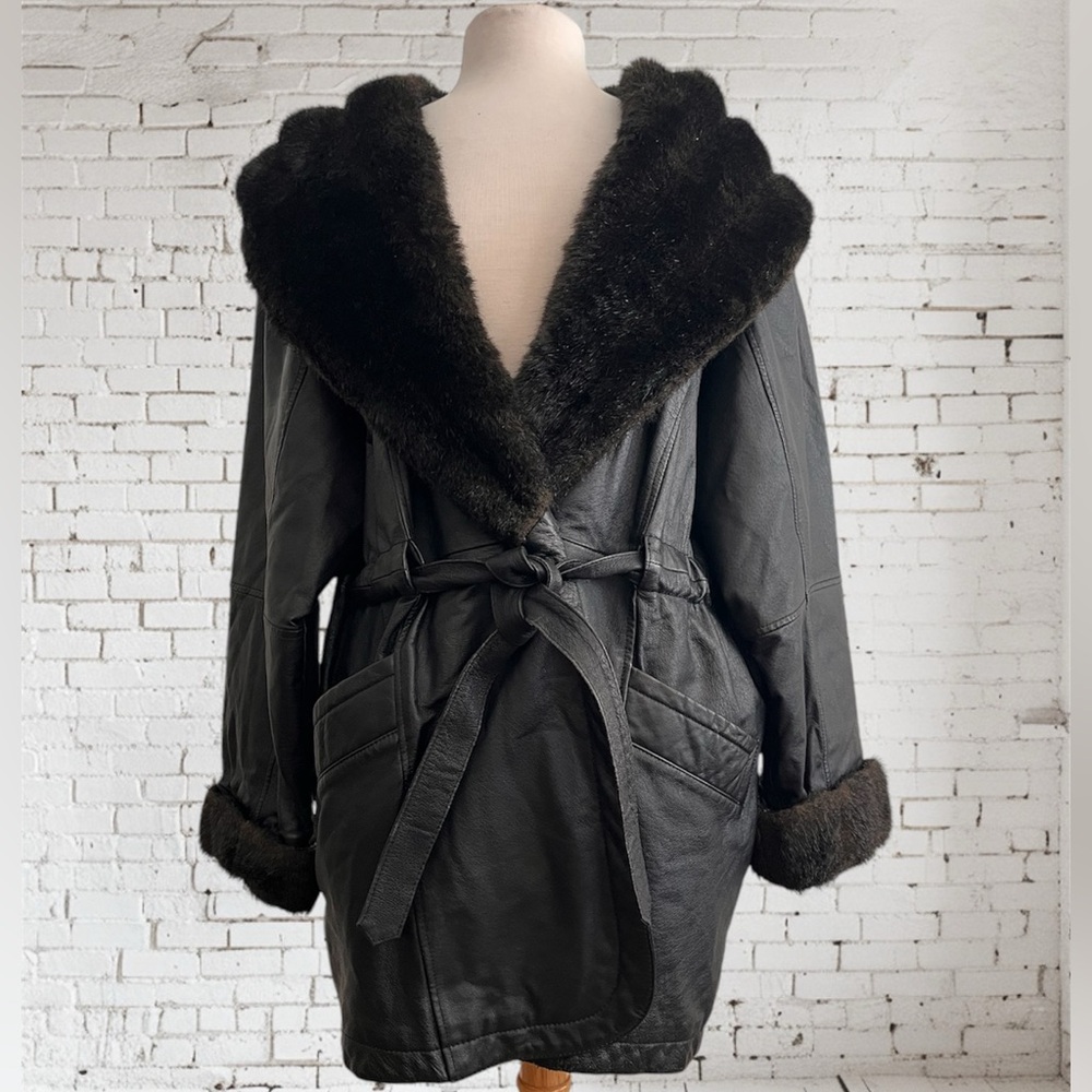 G-III Vintage Leather Coat Jacket Oversized Faux Fur Hood 90’s L Large